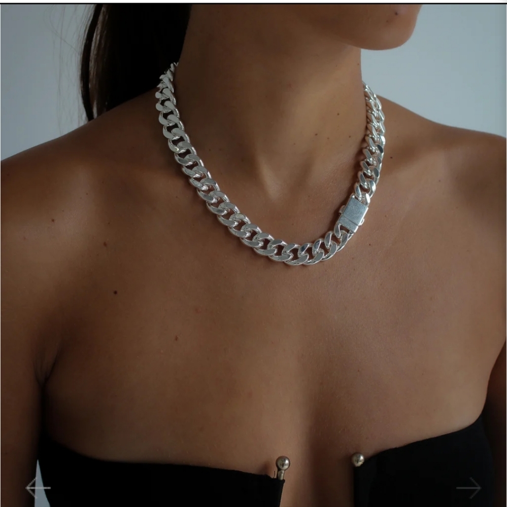 FH STUDIOS | Crush Fine Havey Necklace New